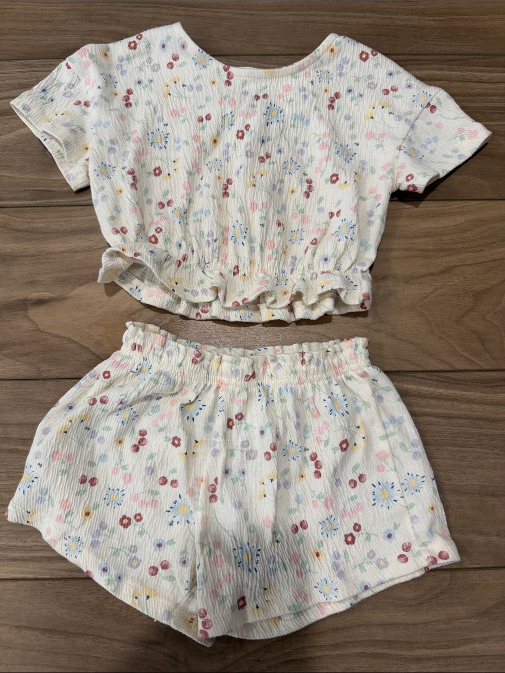 Girls' Floral Two-Piece Set - White with Multicolor Flowers